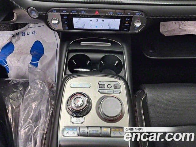 Genesis G90 (RS4) бензин 3.5 турбо AWD, 2022 13