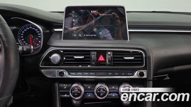 Genesis G70 Elite, 2019 16