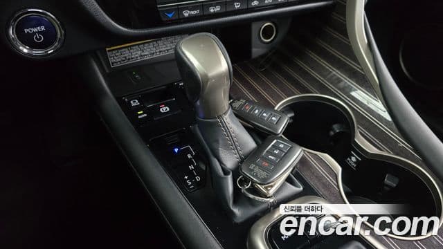 Lexus RX450h 4세대 Executive, 2017 9