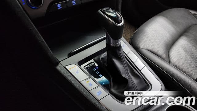 Hyundai Avante AD 1.6 GDI Smart, 2016 9