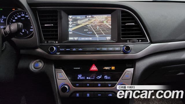 Hyundai Avante AD 1.6 GDI Smart, 2016 18