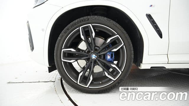 BMW X4 (G02), 2022 все фото