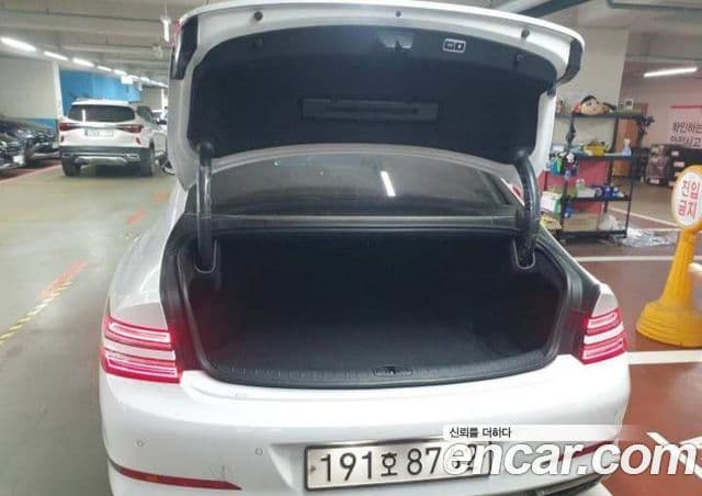 Genesis G80 (RG3) бензин 2.5 турбо AWD, 2024 9