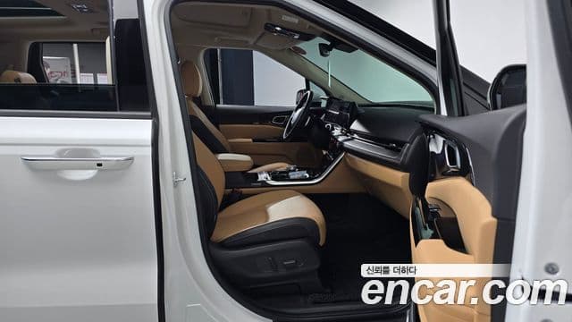 Kia Carnival 4세대 Signature, 2023 11