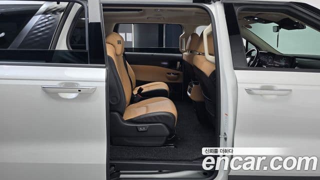 Kia Carnival 4세대 Signature, 2023 12