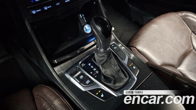 Hyundai Grandeur HG гибрид Premium, 2016 9