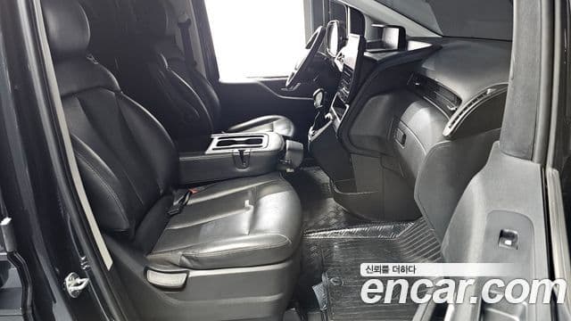 Hyundai Staria Modern, 2022 10