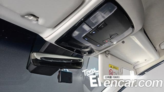 Hyundai Staria Modern, 2022 18