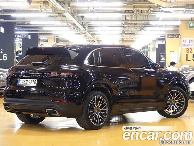 Porsche Cayenne (PO536), 2021 2