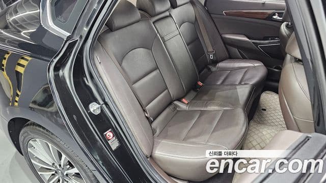 Kia All New K7 Noblesse, 2016 12