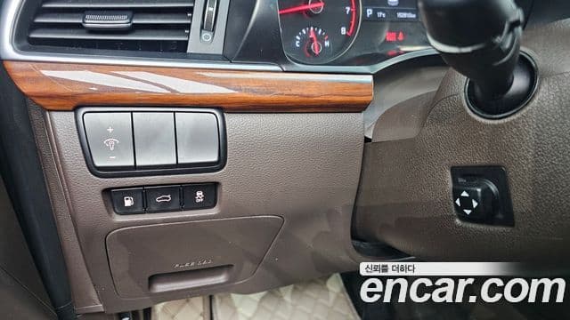 Kia All New K7 Noblesse, 2016 19