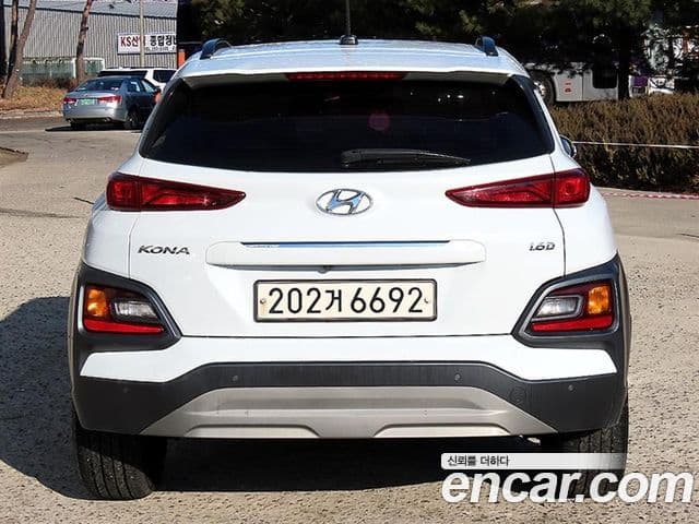 Hyundai Kona Modern Art, 2018 4