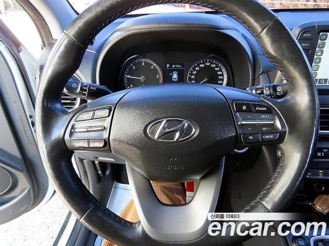 Hyundai Kona Modern Art, 2018 8