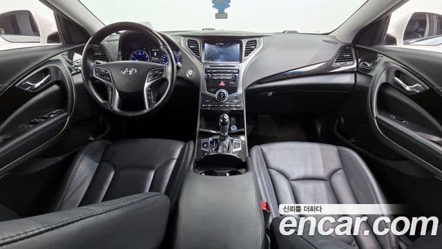Hyundai Grandeur HG Modern, 2015 7
