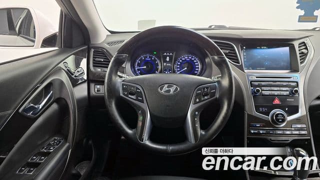 Hyundai Grandeur HG Modern, 2015 13