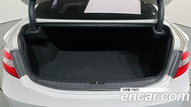 Hyundai Grandeur HG Modern, 2015 20