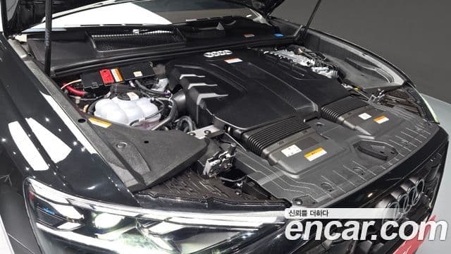 Audi Q8 (4M) Premium, 2025 6