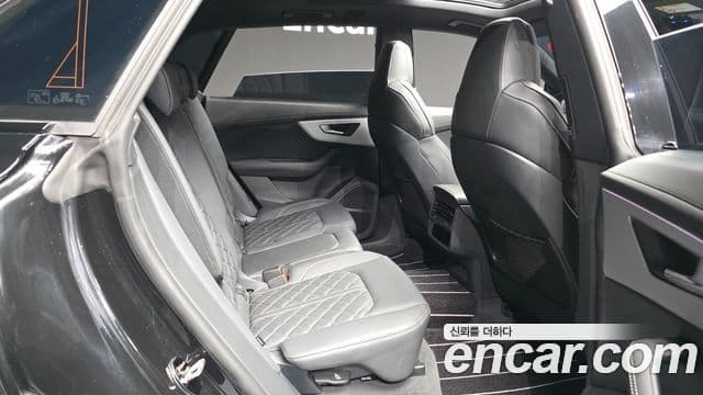 Audi Q8 (4M) Premium, 2025 12