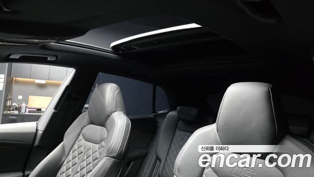 Audi Q8 (4M) Premium, 2025 18