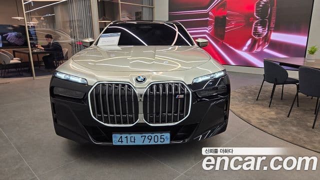 BMW i7 (G70), 2024 3