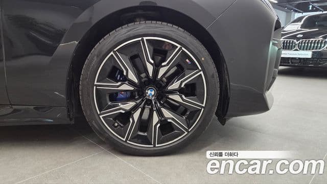 BMW i7 (G70), 2024 все фото