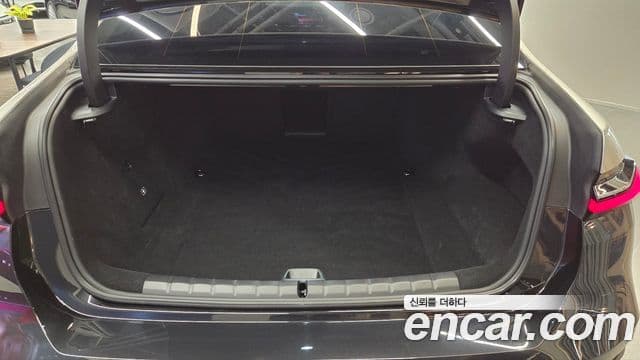 BMW i7 (G70), 2024 14