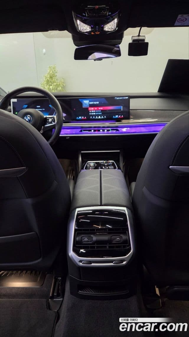 BMW i7 (G70), 2024 15