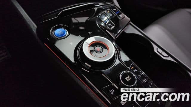 Kia Sportage 5세대 гибрид Signature Gravity 2WD, 2024 9