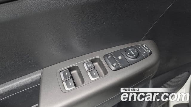 Kia Sportage The / новый Bold Luxury, 2019 19