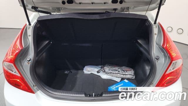 Hyundai Accent(новый кузов / новое поколение) Modern, 2016 20