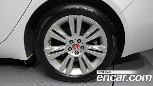 Jaguar XF (X260) Prestige, 2019 все фото