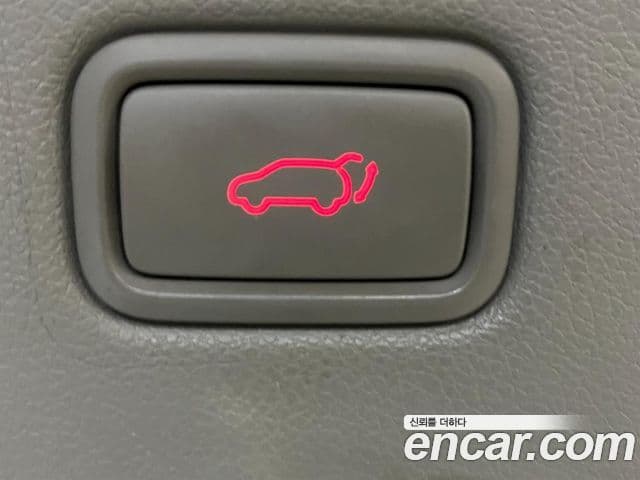 Kia All New Carnival Noblesse, 2016 10