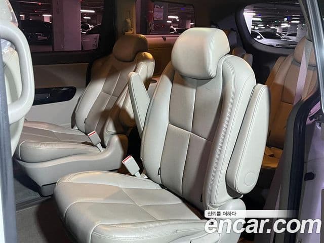 Kia All New Carnival Noblesse, 2016 14