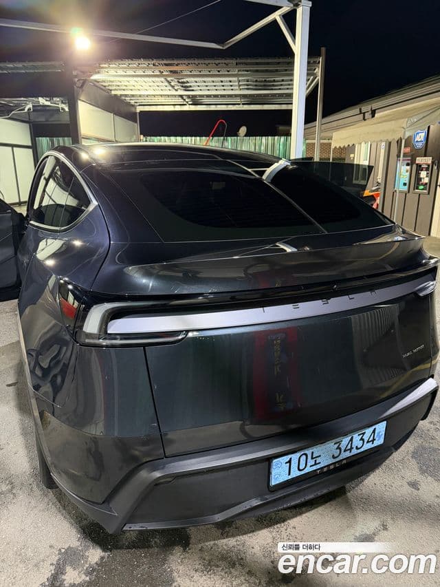 Tesla модель Y Premium Long Range AWD, 2025 2