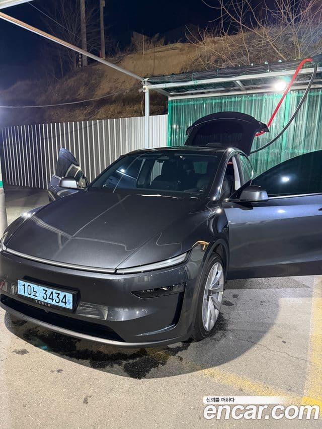 Tesla модель Y Premium Long Range AWD, 2025 3