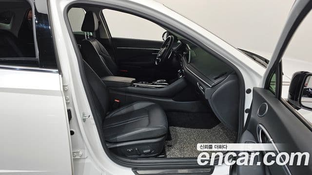 Hyundai Sonata (DN8) Premium Family, 2020 11