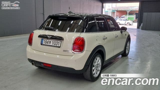 Mini Cooper 3세대, 2021 2