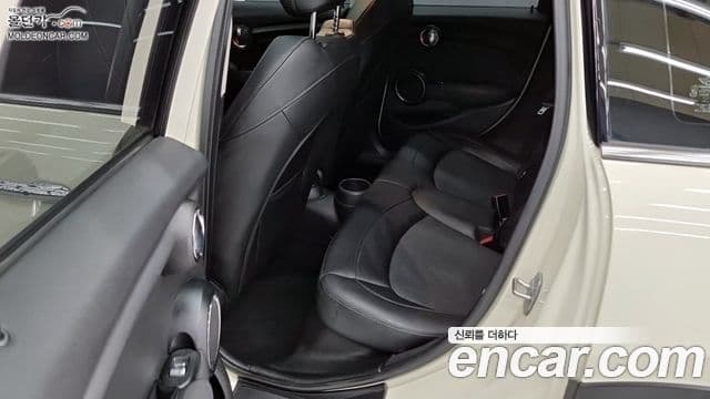 Mini Cooper 3세대, 2021 17