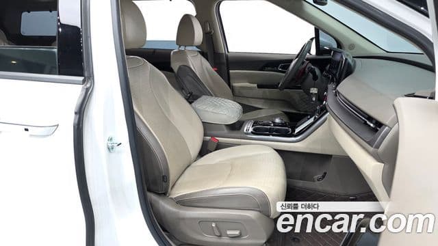 Kia Carnival 4세대 Signature, 2023 10
