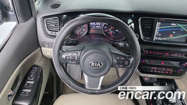 Kia All New Carnival Prestige, 2016 13