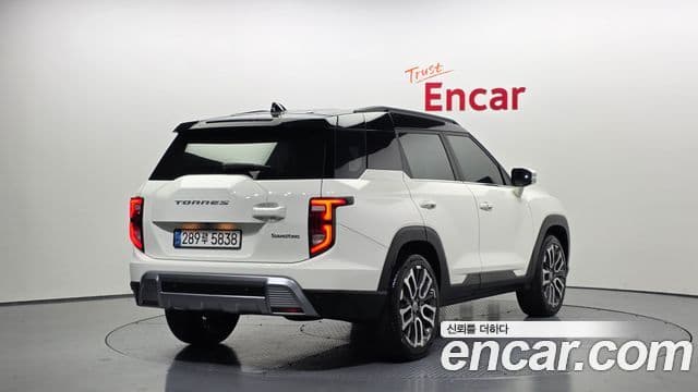 KG모빌리티(SsangYong) Torres T7, 2023 2