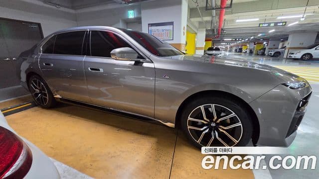 BMW 7시리즈 (G70) 740d xDrive M Sport, 2025 9