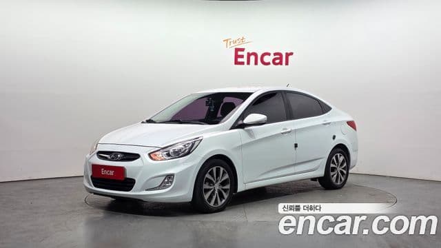 Hyundai Accent(новый кузов / новое поколение) Premier, 2012 1
