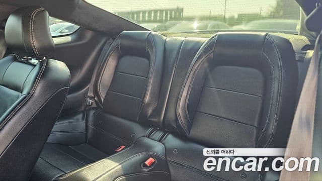 Ford Mustang купе, 2018 7