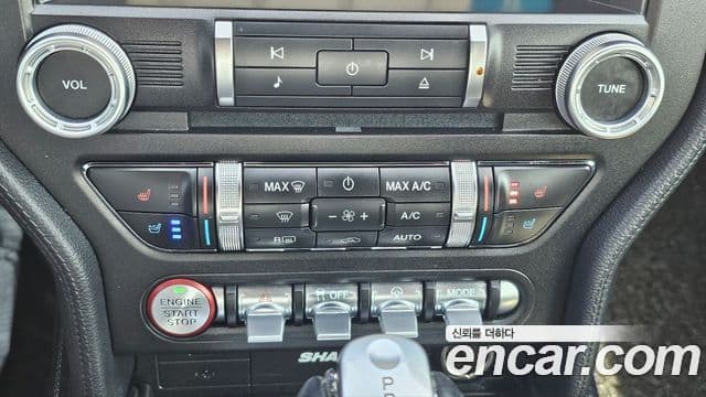 Ford Mustang купе, 2018 9