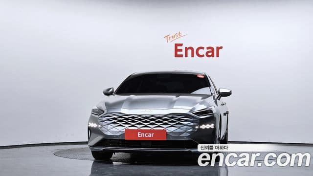 Kia K8 Signature, 2022 3