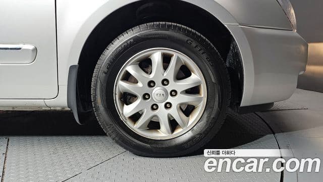 Kia Carnival R люксовая версия, 2013 все фото