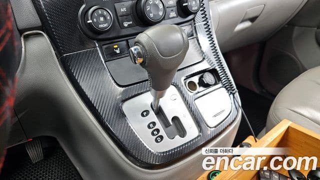 Kia Carnival R люксовая версия, 2013 9