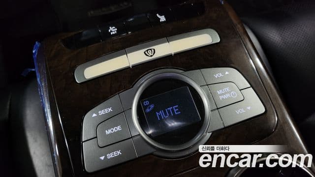 KG모빌리티(SsangYong) 뉴체어맨 W Prestige, 2013 10