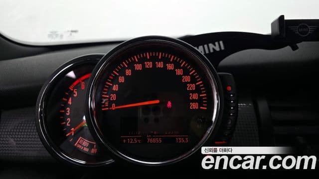 Mini Cooper D 3세대, 2014 8